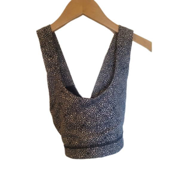 Lulu lemon flower sports bra - Picture 1 of 7